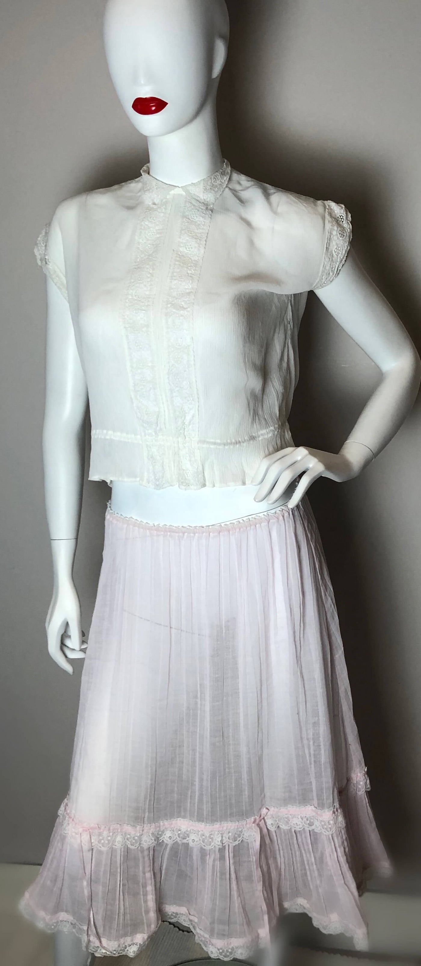 Pale pink Janet Reger skirt